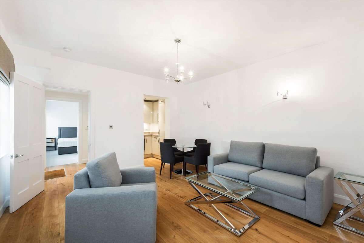 flat to rent in Onslow Square, South Kensington, London, SW7