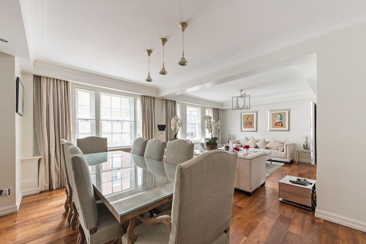 flat to rent in Shelton House, Sloane Street, London, SW1X