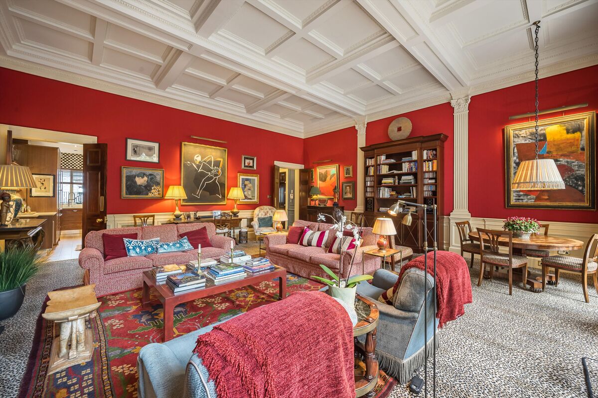 flat to rent in Cadogan Square, London, SW1X. KNQ012293546 Knight Frank