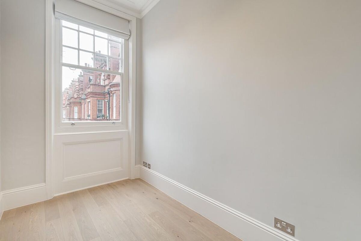 flat to rent in Sloane Gardens, Chelsea, London, SW1W KNQ012306431