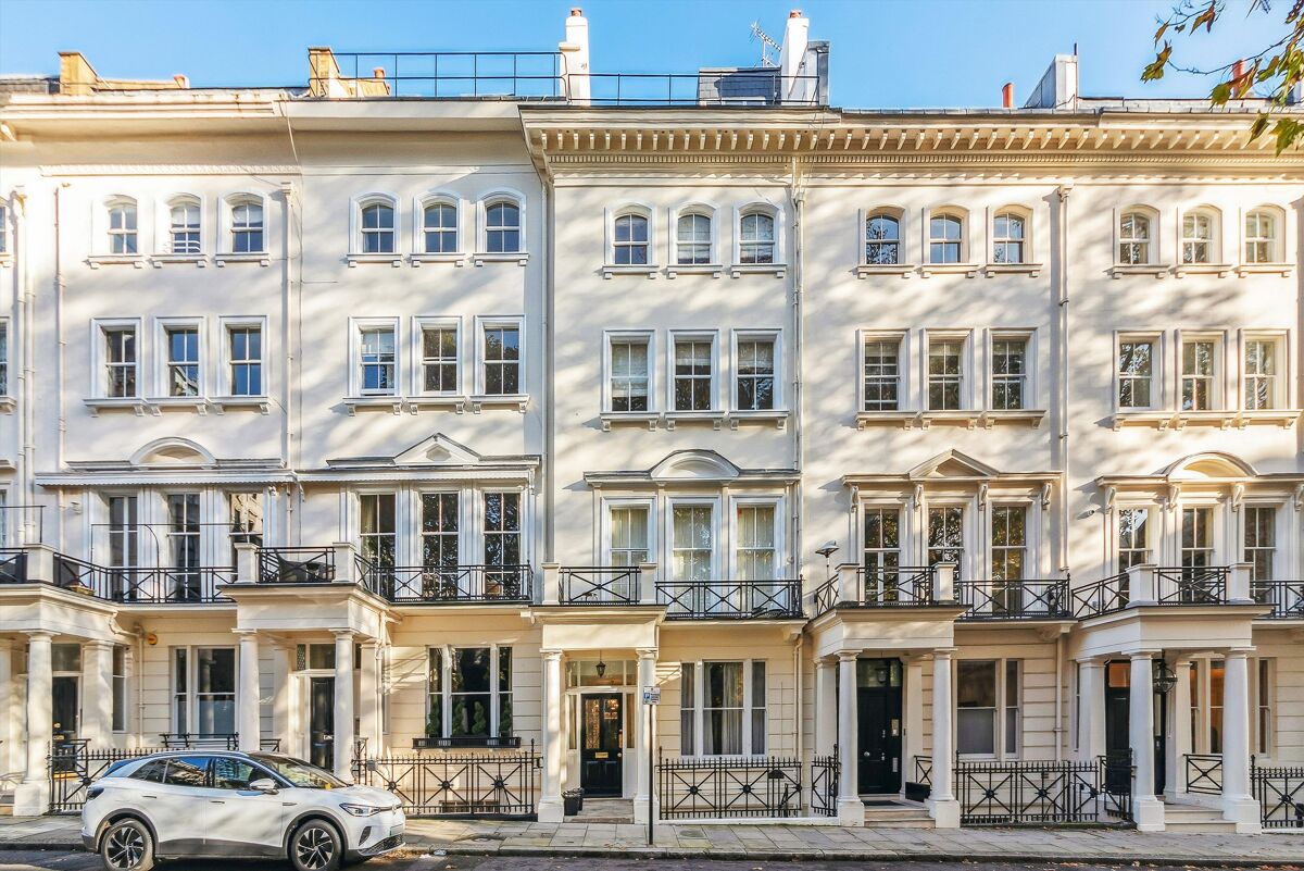 flat to rent in Ennismore Gardens, London, SW7 KNQ012367319 Knight Frank