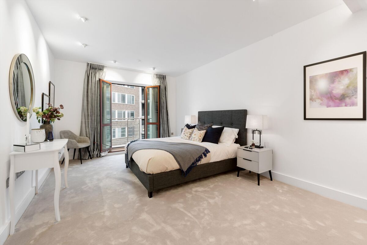 flat to rent in Lancelot Place, London, SW7 KNQ012368029 Knight Frank