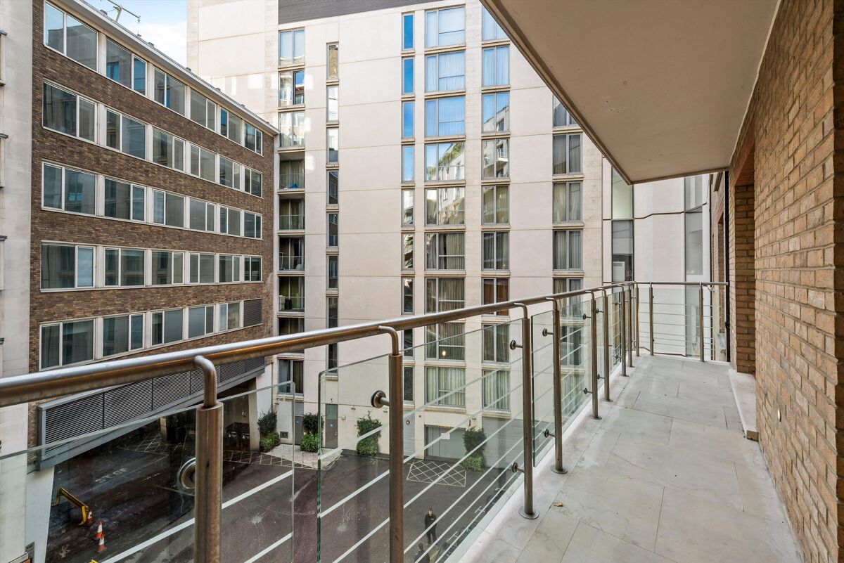 flat to rent in Lancelot Place, London, SW7 KNQ012368029 Knight Frank
