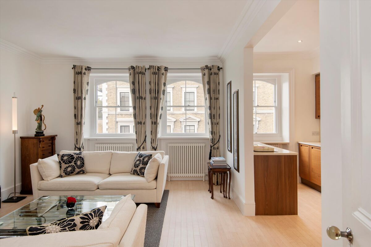 flat to rent in Ennismore Gardens, London, SW7 KNQ012368325 Knight Frank