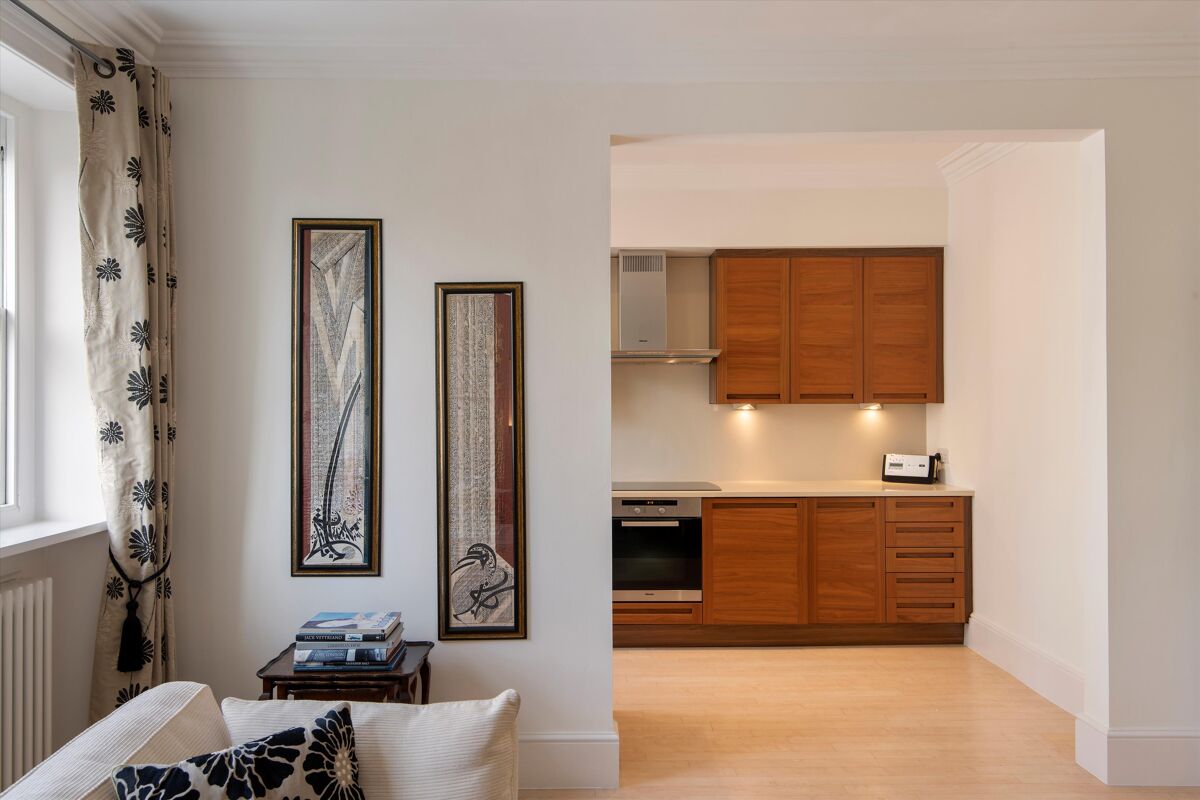 flat to rent in Ennismore Gardens, London, SW7 KNQ012368325 Knight