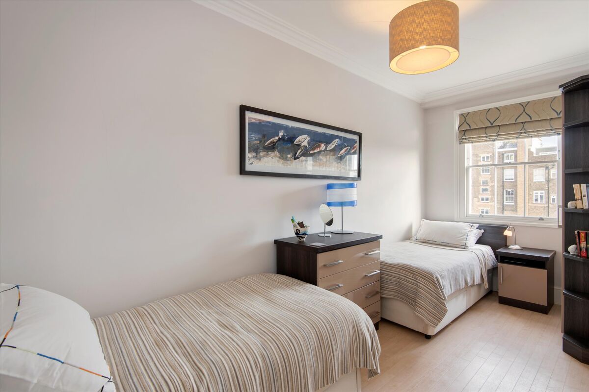 flat to rent in Ennismore Gardens, London, SW7 KNQ012368325 Knight