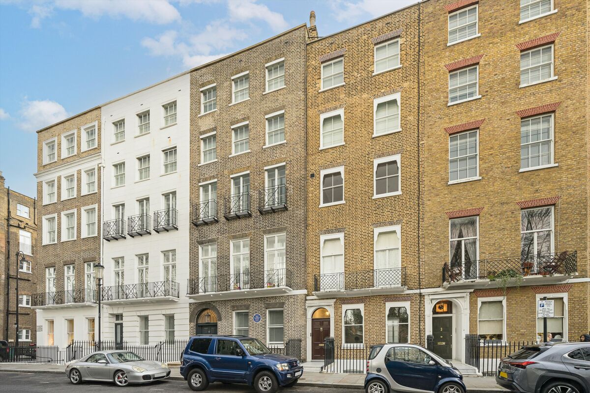 flat to rent in Cadogan Place, London, SW1X KNQ012388895 Knight Frank