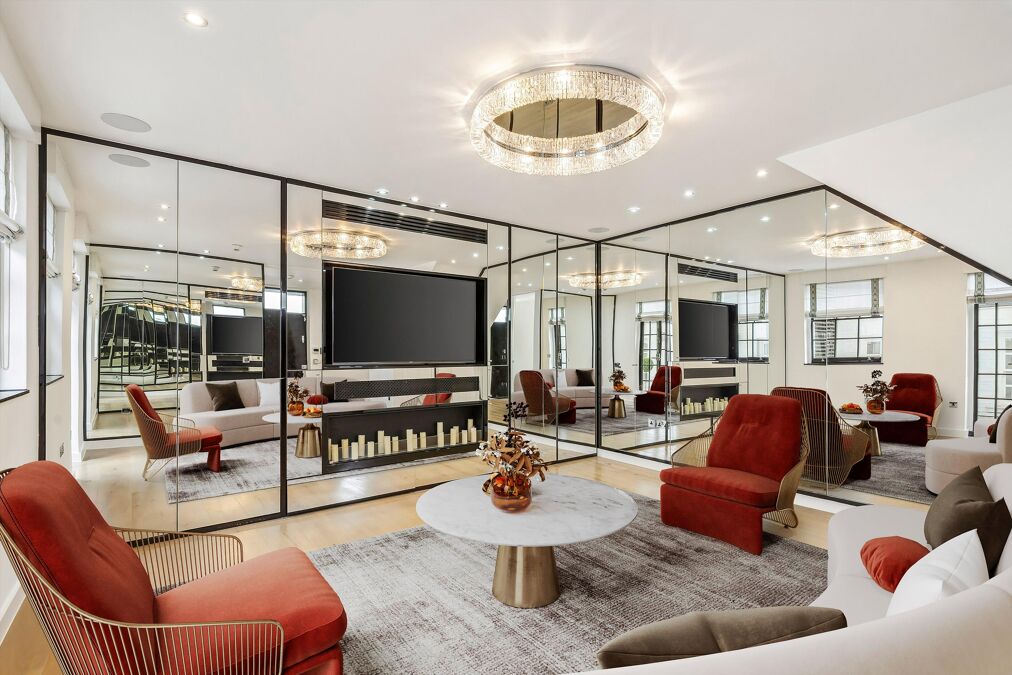 Image of Clabon Mews, sbridge, London, SW1X