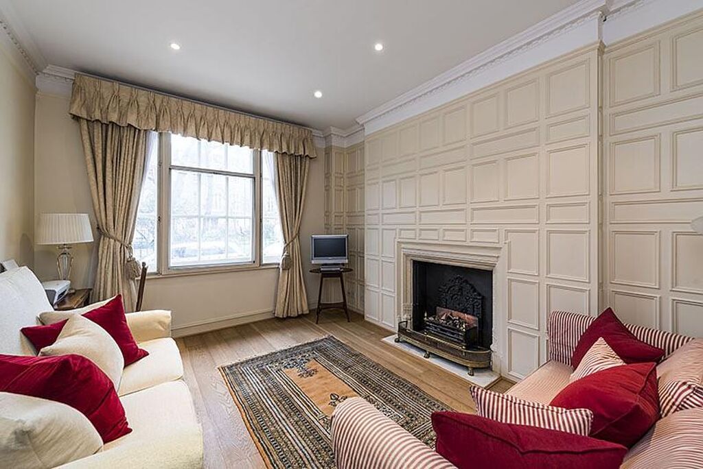 Image of Brompton Square, Knightsbridge, London, SW3