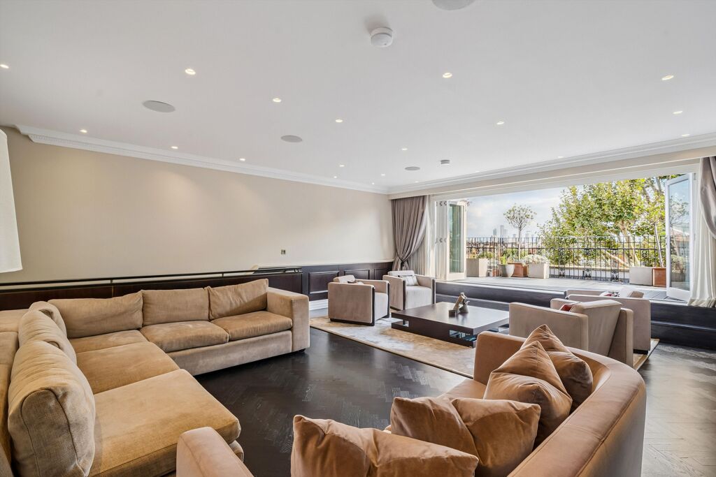 Image of Egerton Gardens, Knightsbridge, London, SW3