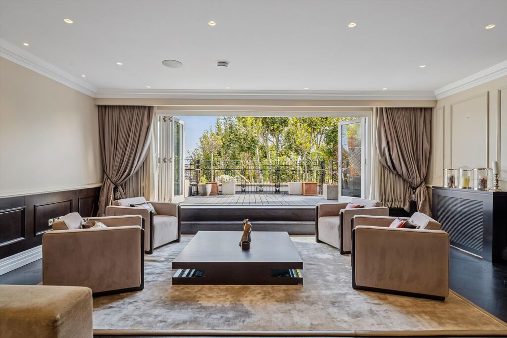 Image of Egerton Gardens, Knightsbridge, London, SW3