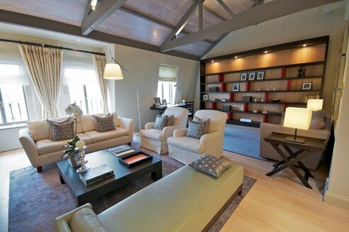 Picture of 2 bedroom flat for rent.