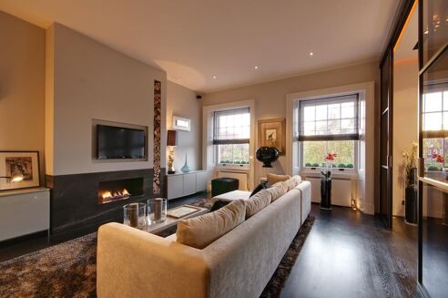 Picture of 3 bedroom flat for rent.