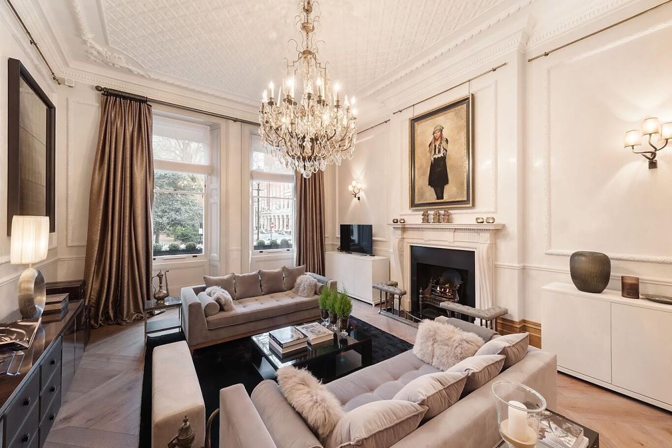 Image of Cadogan Square, London SW1X