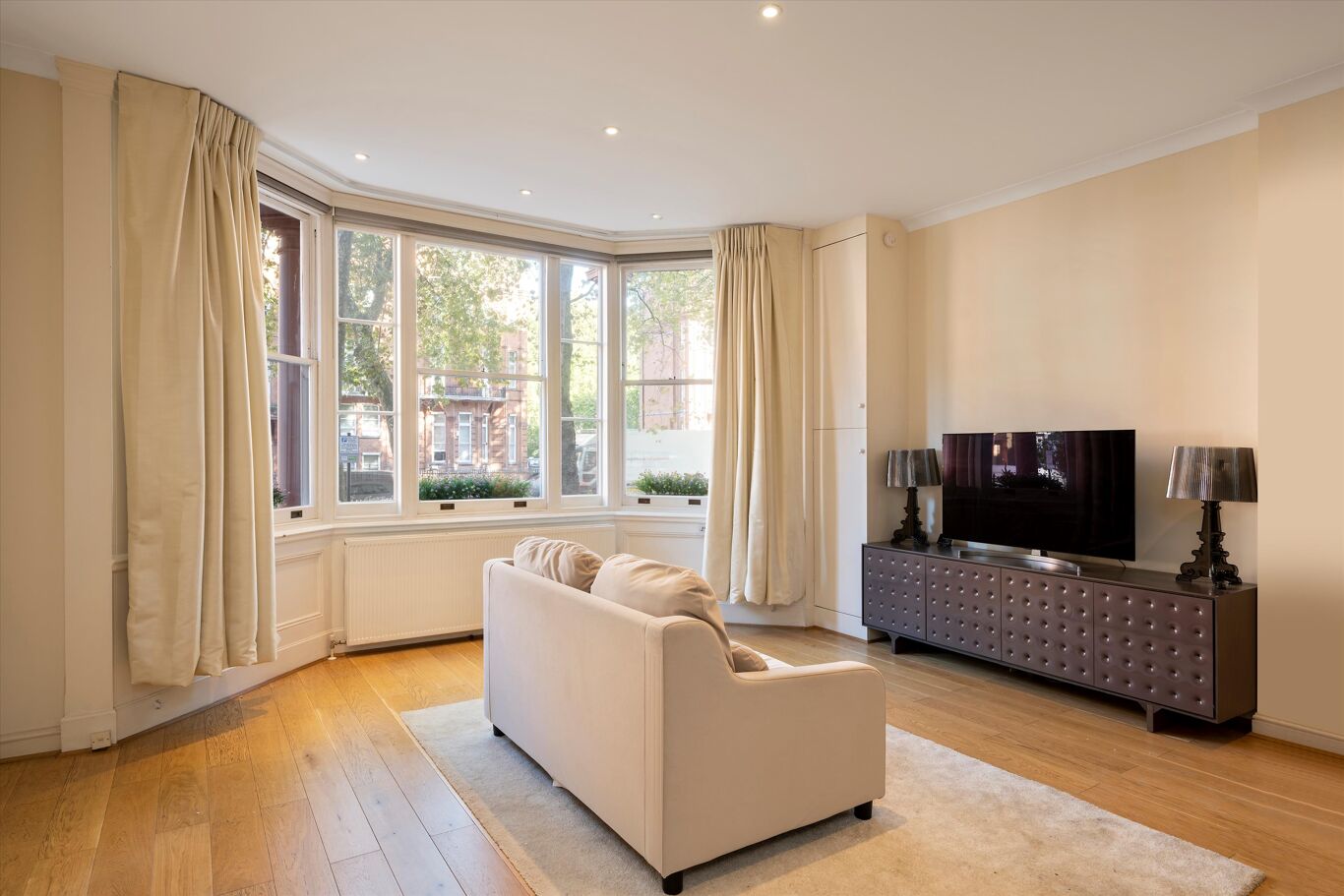 Image of Pont Street, Knightsbridge, London SW1X