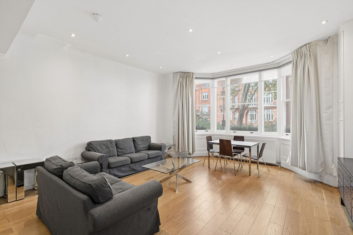 Image of Pont Street, Knightsbridge, London SW1X