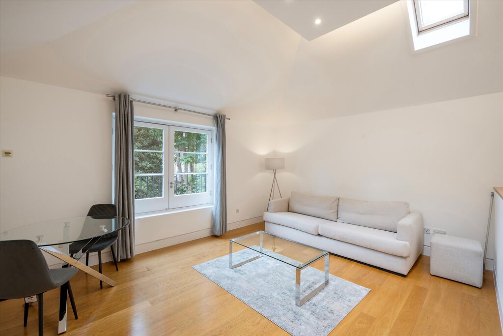 Image of Kings Road, Chelsea, London, SW3.