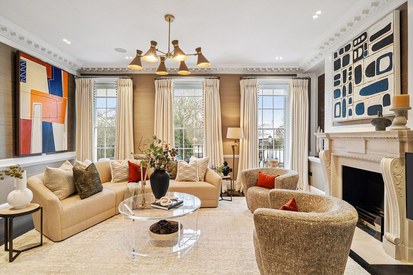Image of Cheyne Walk & Cheyne Mews, London, SW3