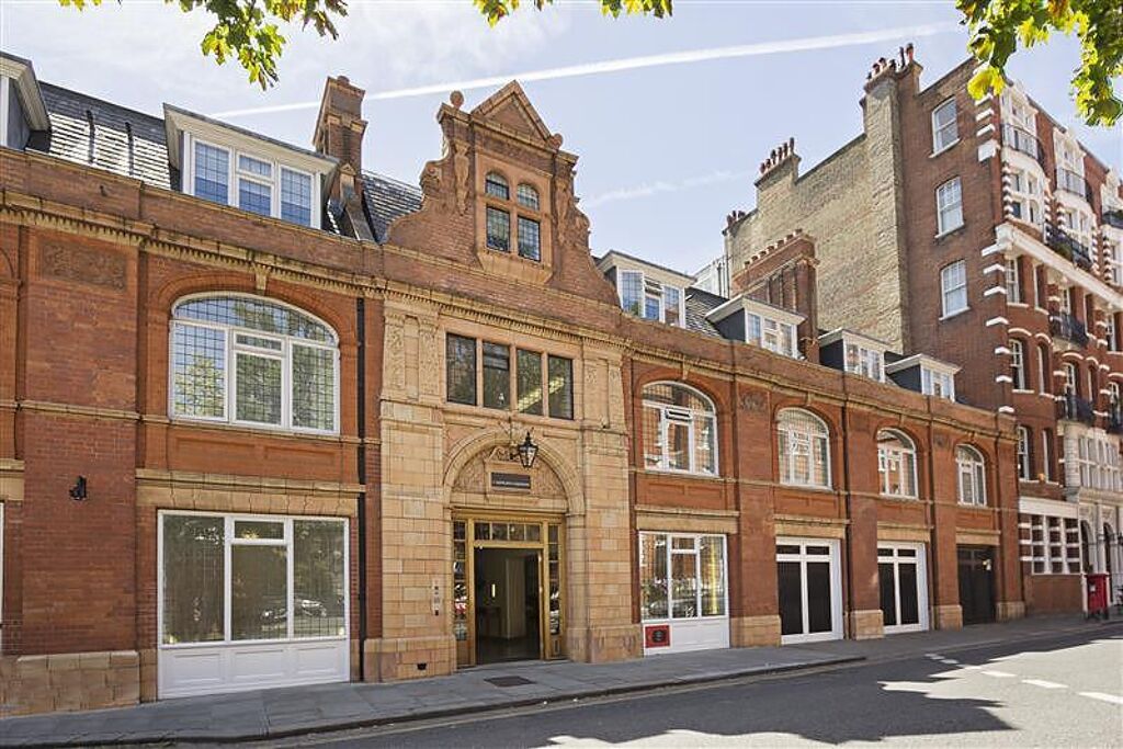 Image of Cadogan Gardens, London SW3