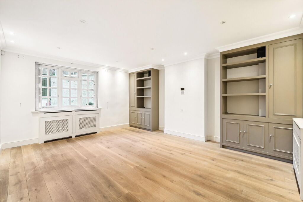 Image of Clabon Mews, Knightsbridge, London SW1X
