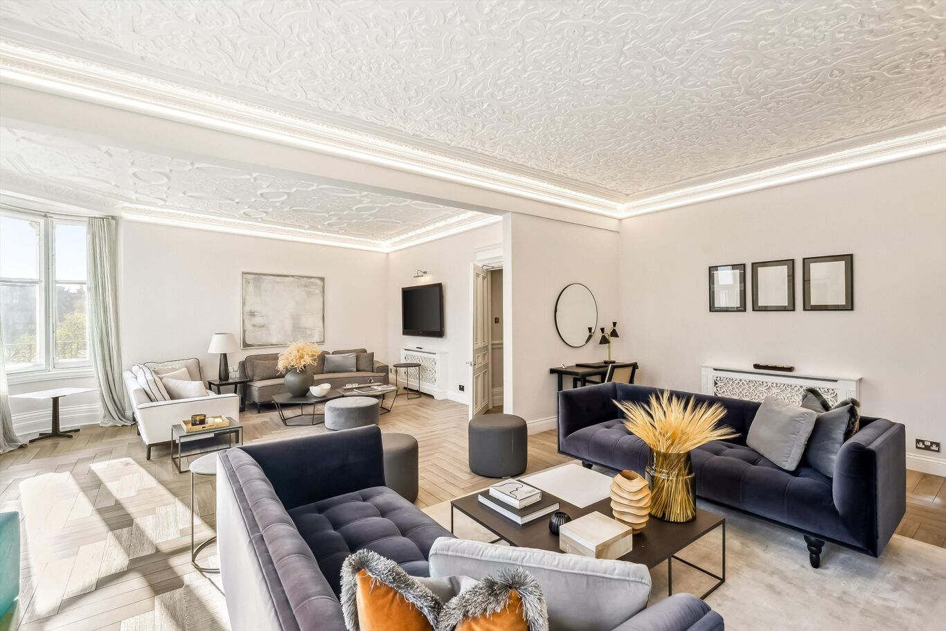 Image of Wellington Court, 116 Knightsbridge, London SW1X