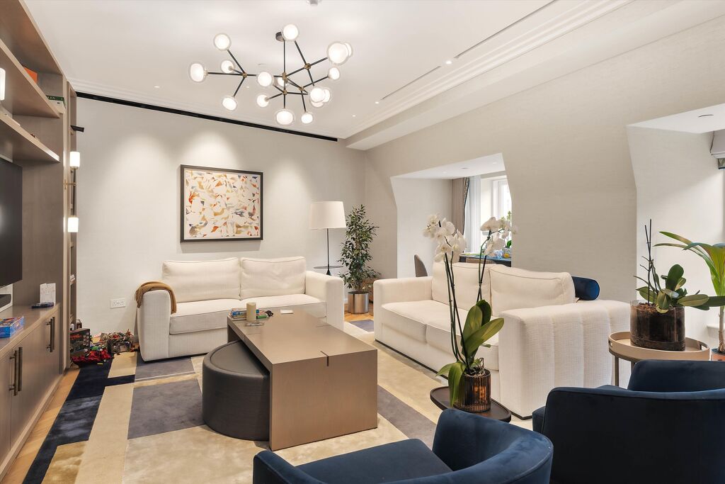 Image of Basil Street, London SW3