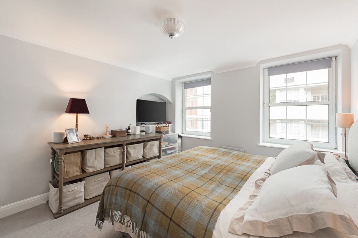 flat to rent in Crown Lodge, Elystan Place, Chelsea, London, SW3 ...