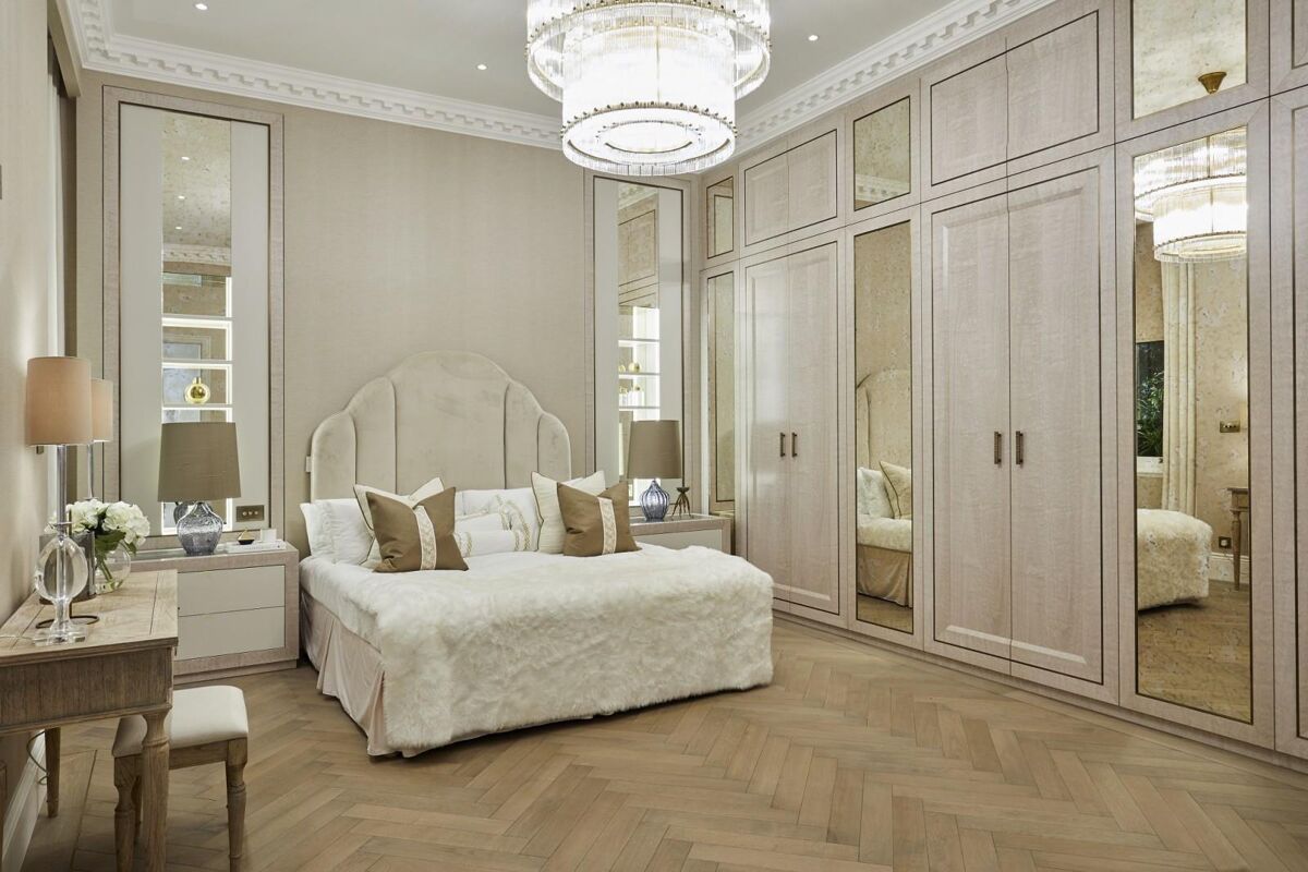 flat to rent in Ennismore Gardens, South Kensington, London, SW7