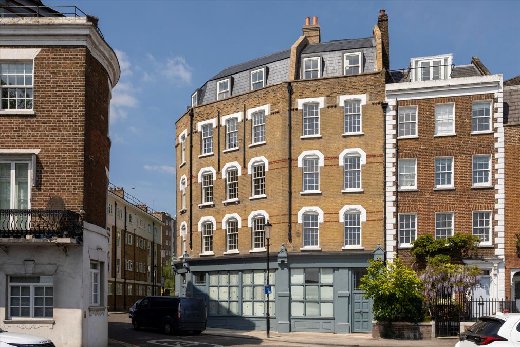 Image of 111 & 112 Cheyne Walk, London, SW10 0DJ
