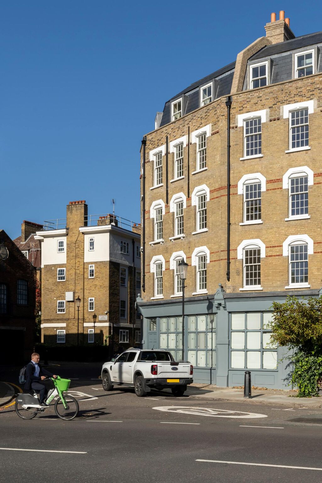 Image of 111 & 112 Cheyne Walk, London, SW10 0DJ