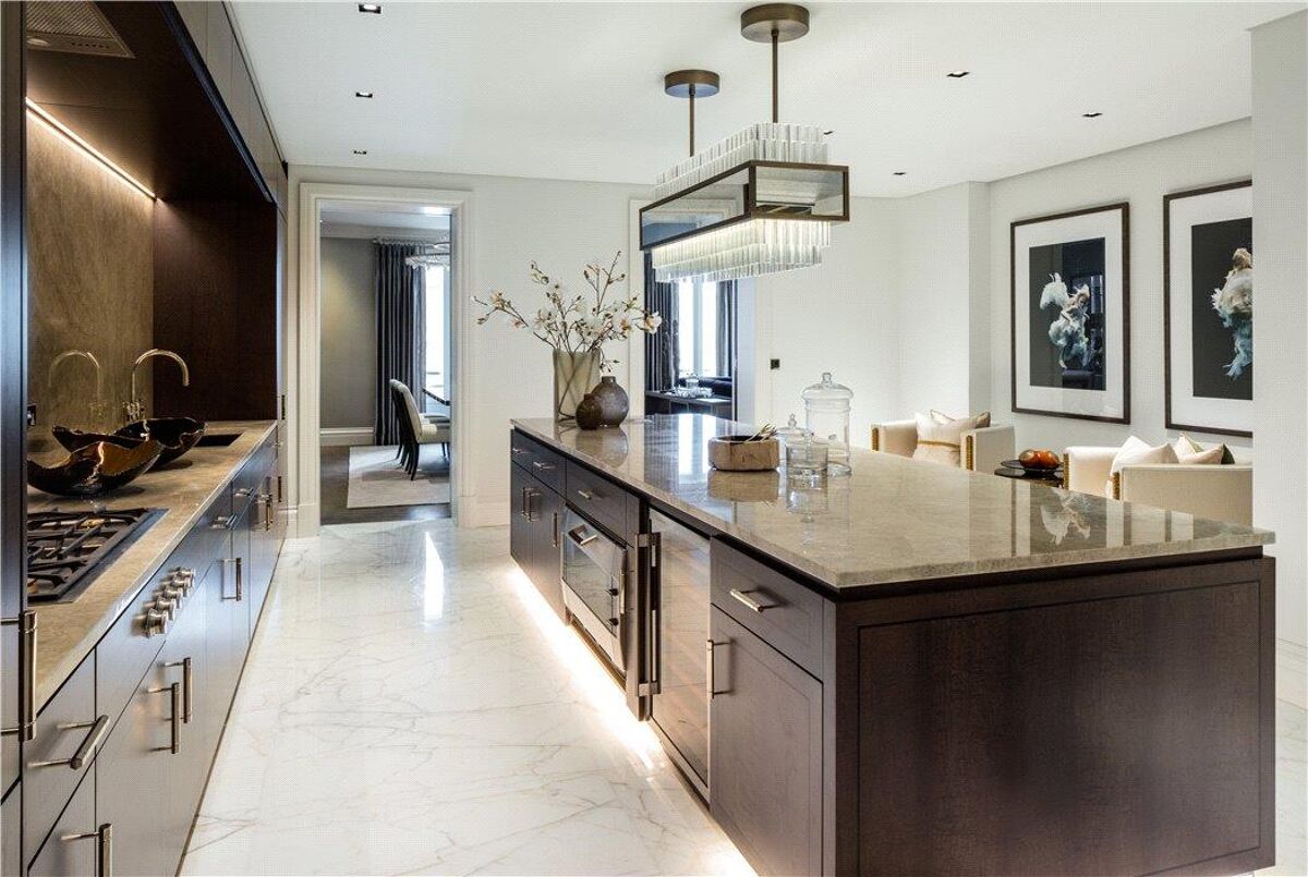 flat for sale in The Clarence, St James's House, 88 St. James's Street