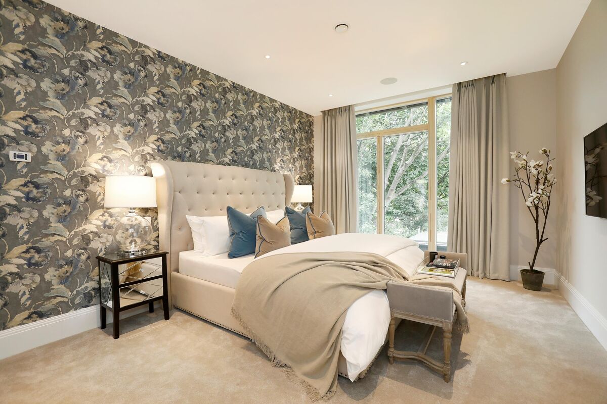 flat for sale in Apartment 11, Four 5 Two, Finchley Road, London, NW11