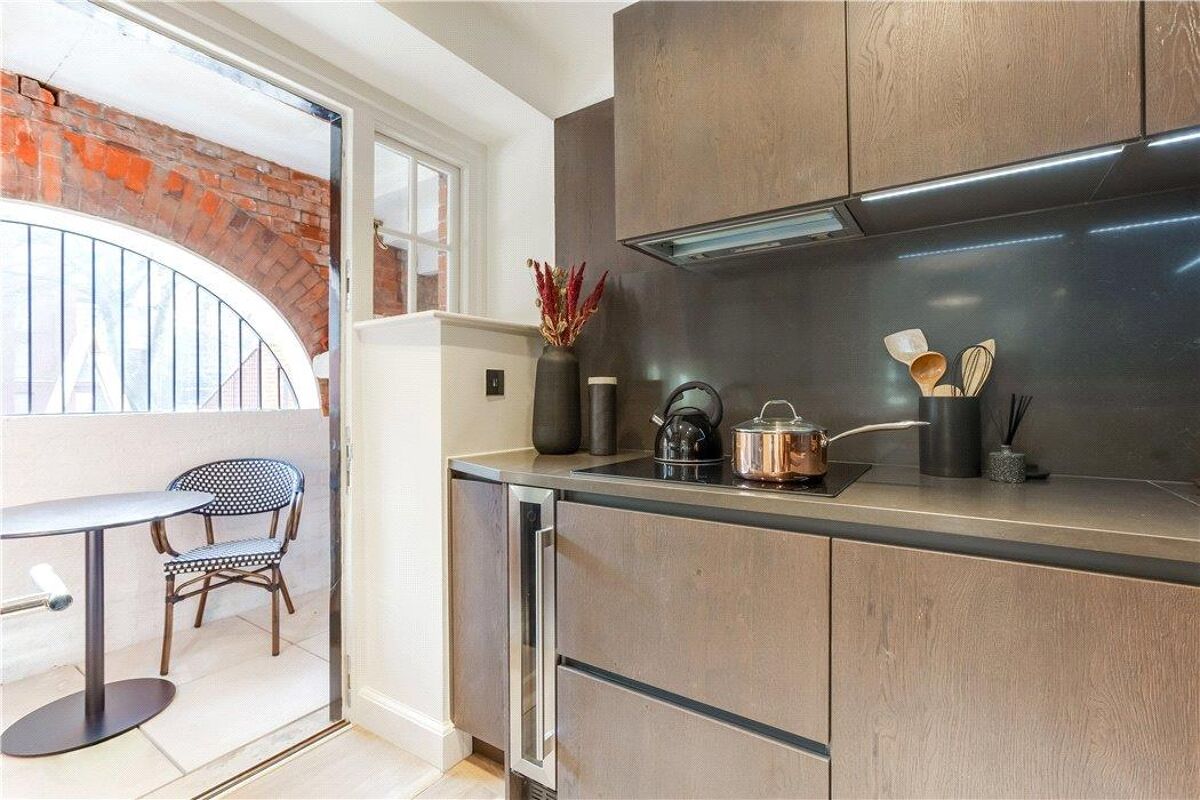flat for sale in Apartment 7 Maynard, Hampstead Manor, Kidderpore