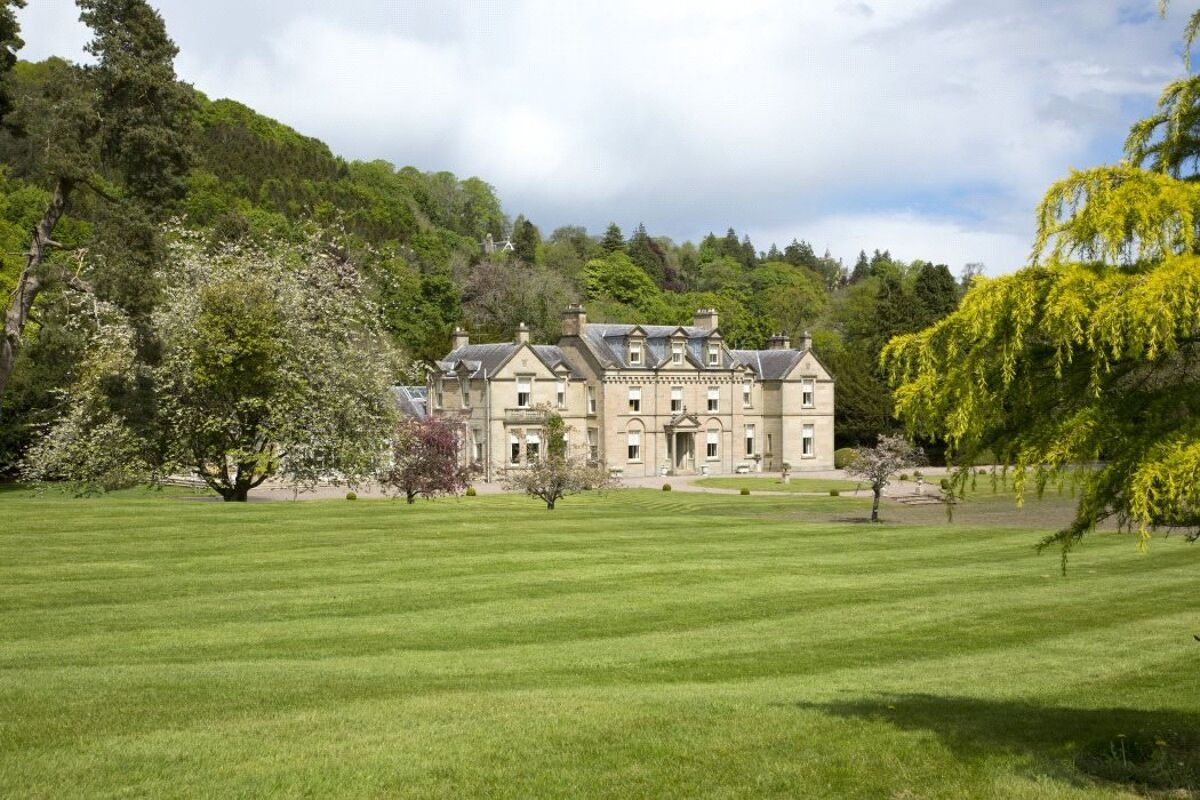 house for sale in Melrose, Roxburghshire, TD6 LAU140035 Knight Frank