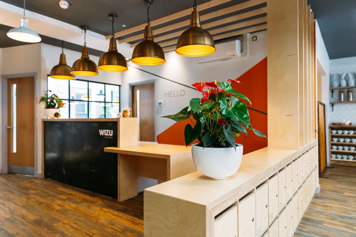 To Let – Serviced Offices / Managed Workspace of 16 desks.