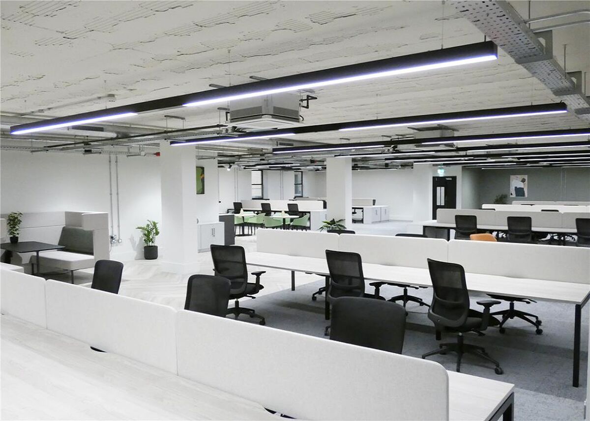 To Let - Contemporary office space from 4,213 - 8,464 sq ft in the heart of Leeds City Centre.