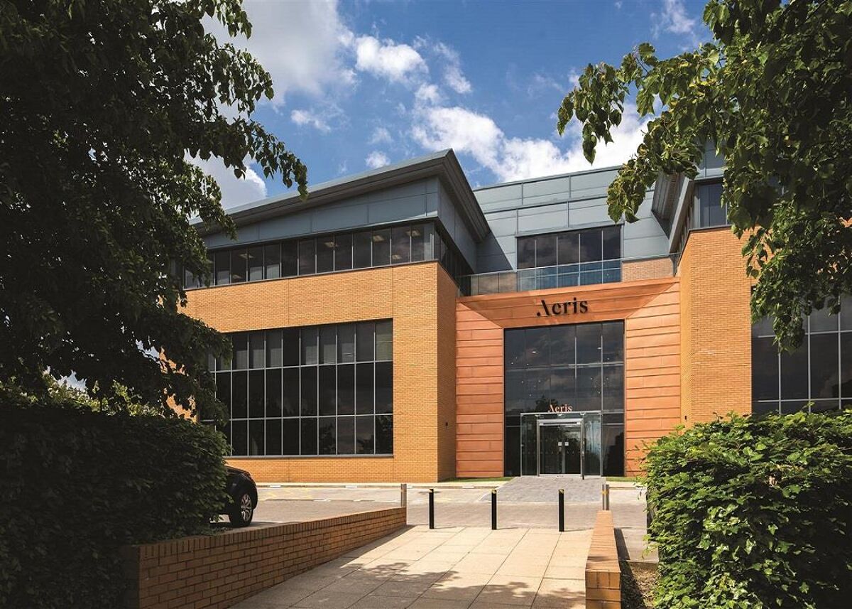 To Let - Prestigious Grade A office suite of 2,619 sq ft.