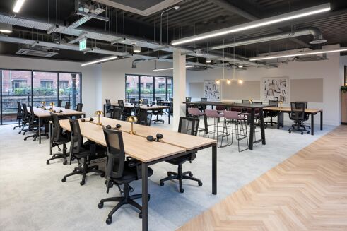 Picture of 2,019 sqft Office for rent.