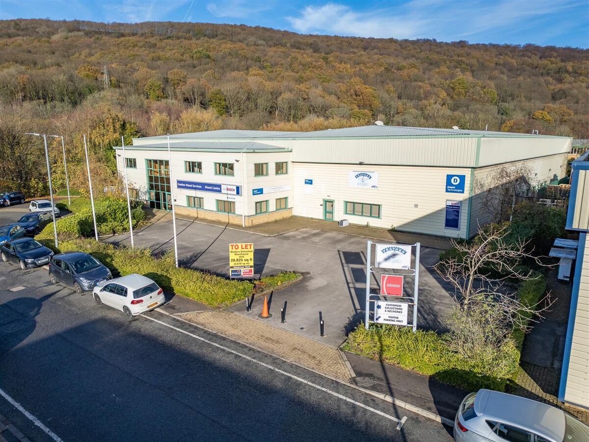 To Let - Combined warehouse unit with full height 2-storey office accommodation.