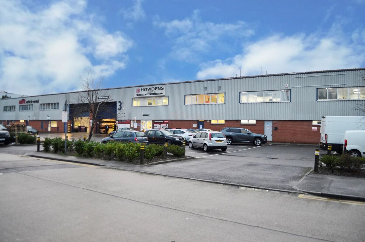 Industrial/Distribution to rent in West Cross Industrial Park ...