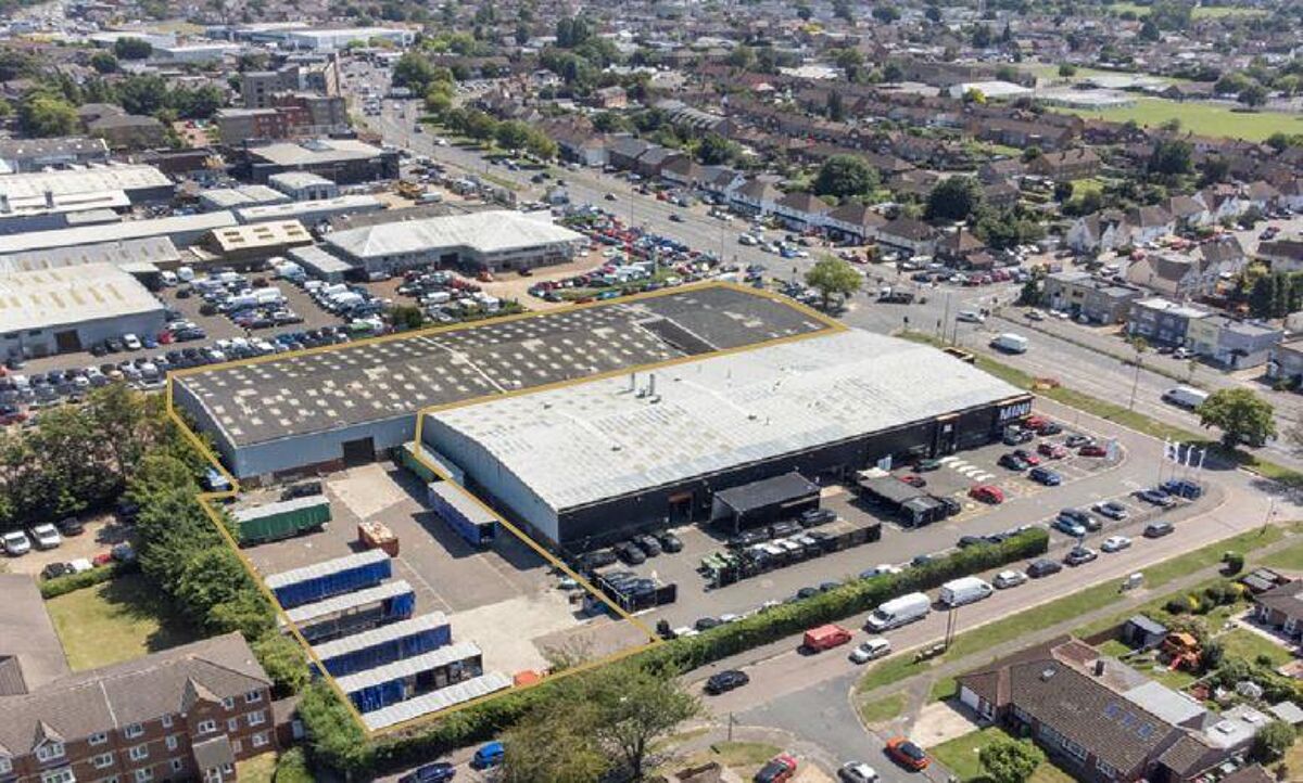 Industrial/Distribution to rent in Fleetwood House, 480 Bath Road