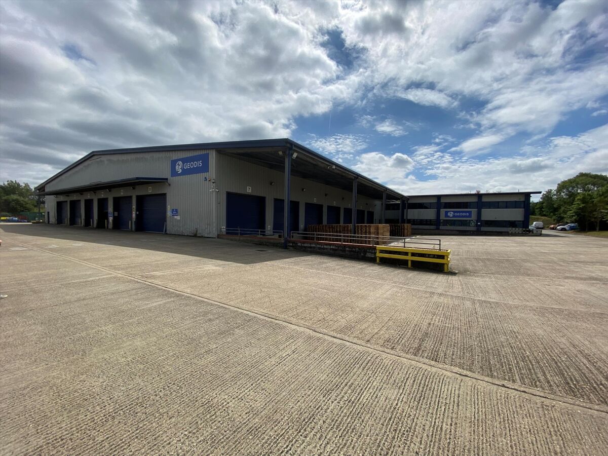 Industrial/Distribution to rent in Active House, Watkins Close, Burnt ...