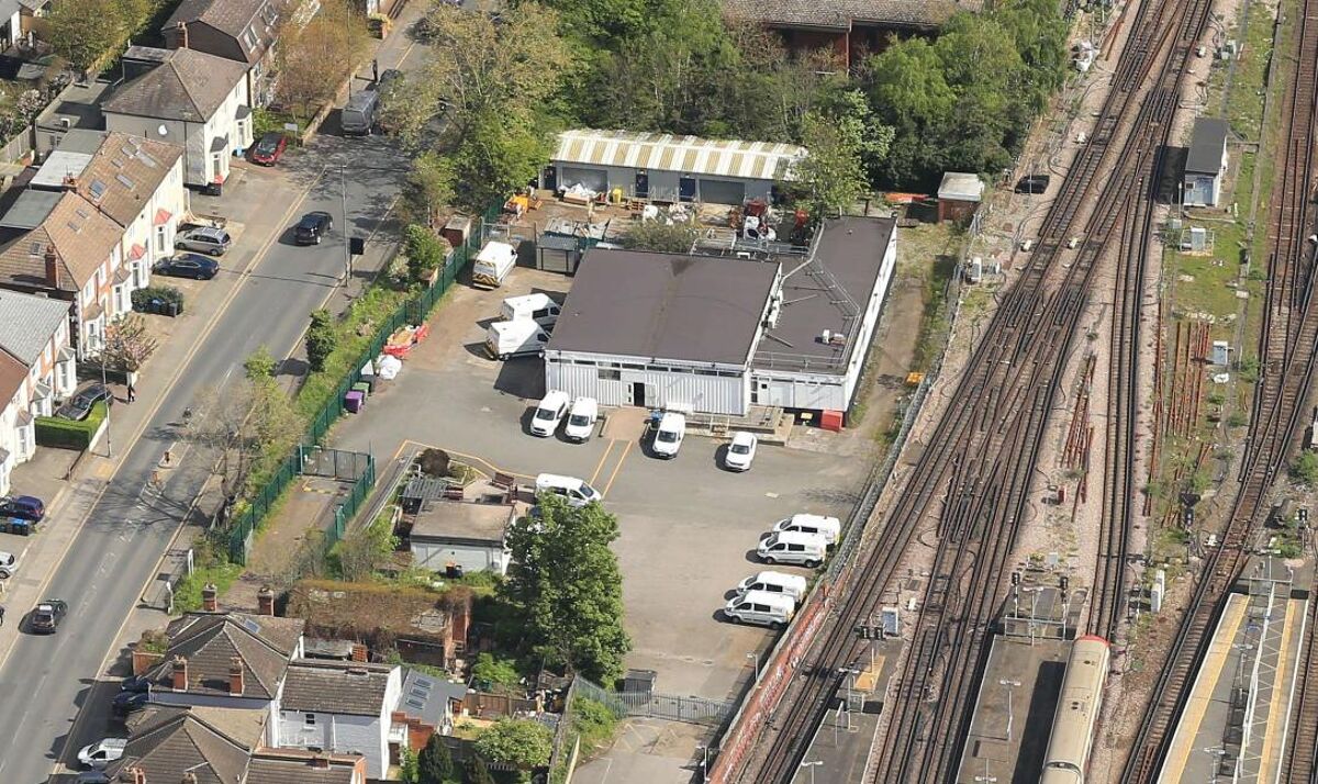 Rarely available secure depot with storage, office and welfare accommodation and car parking