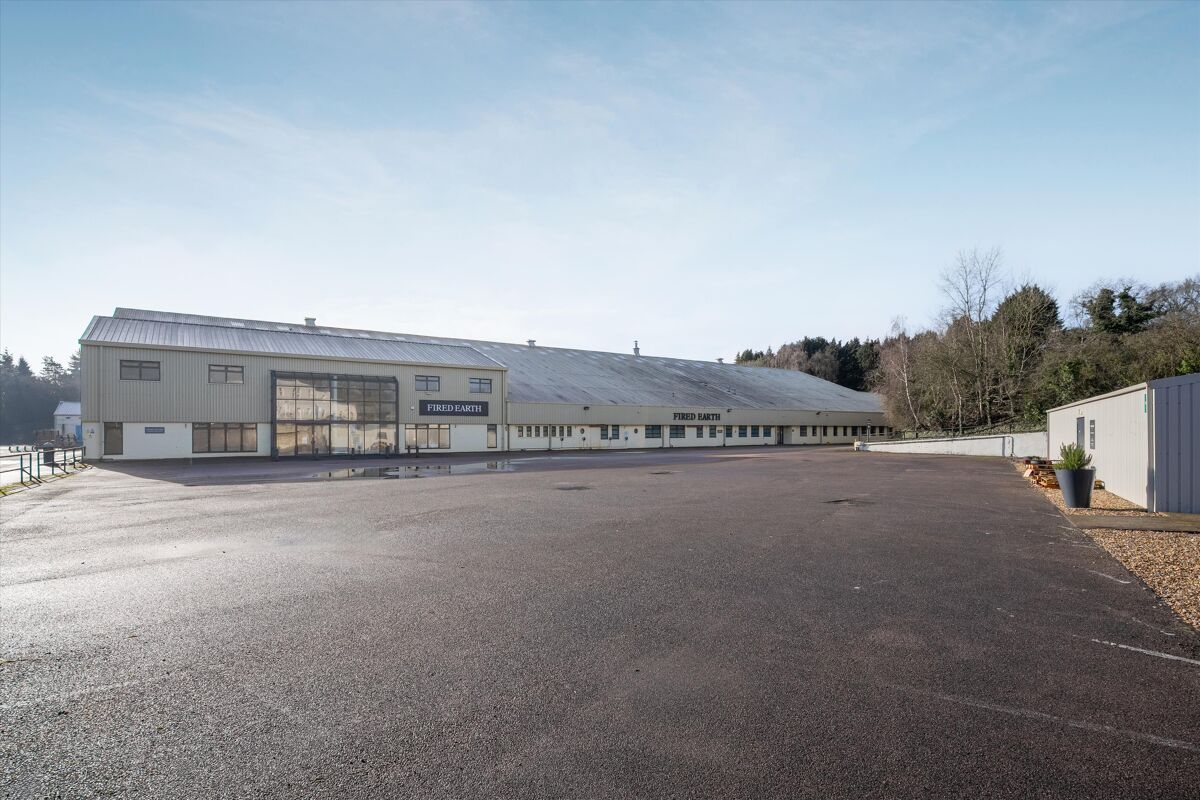 Prominent Industrial / Warehouse Unit with Showroom, Offices & Large Yard Areas - Available Immediately