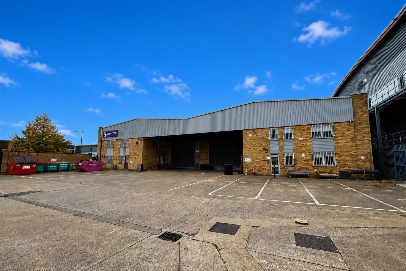 Image of Cumberland Avenue, Park Royal, London NW10