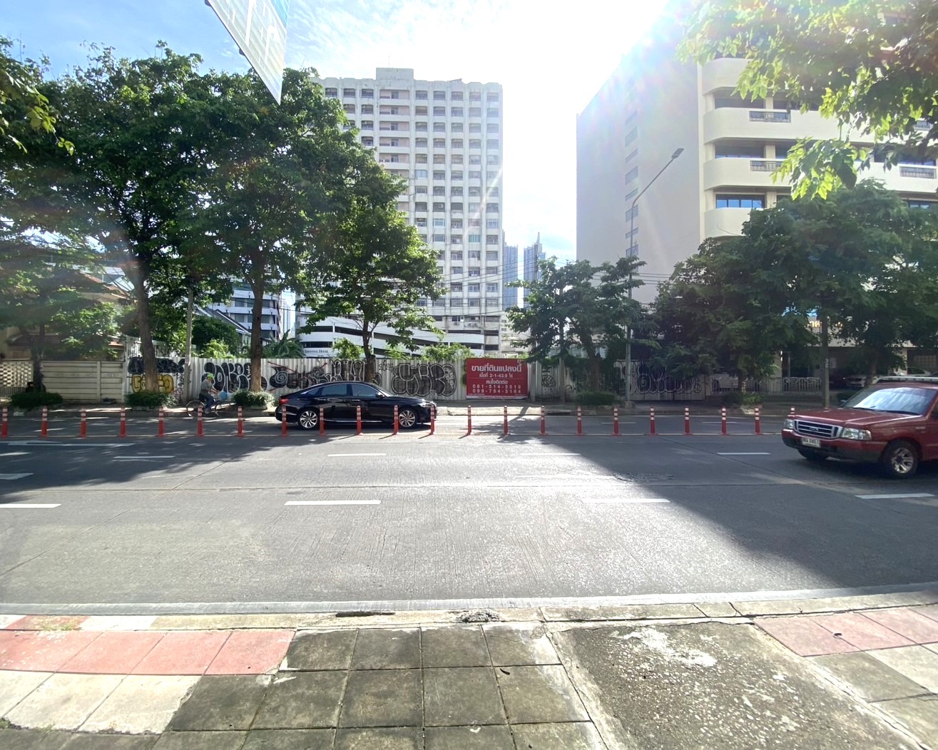 Maha Set Road, Bang Rak,