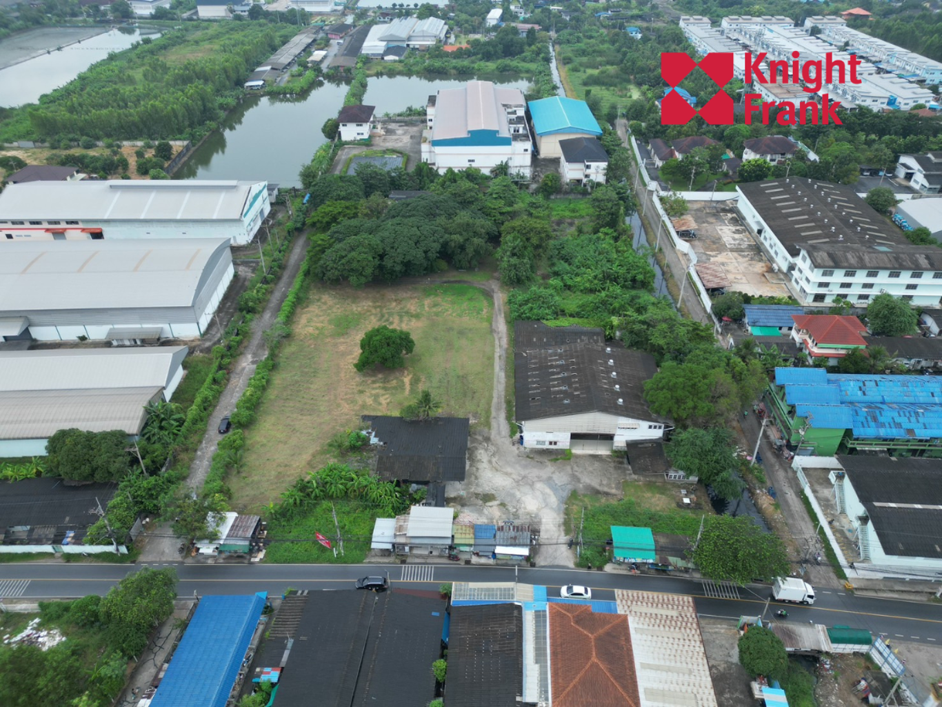 Image of Land for Sale, 7-3-3 Rai, Krathum Lom Sub-district, Sam Phran District, Nakhon Pathum Province