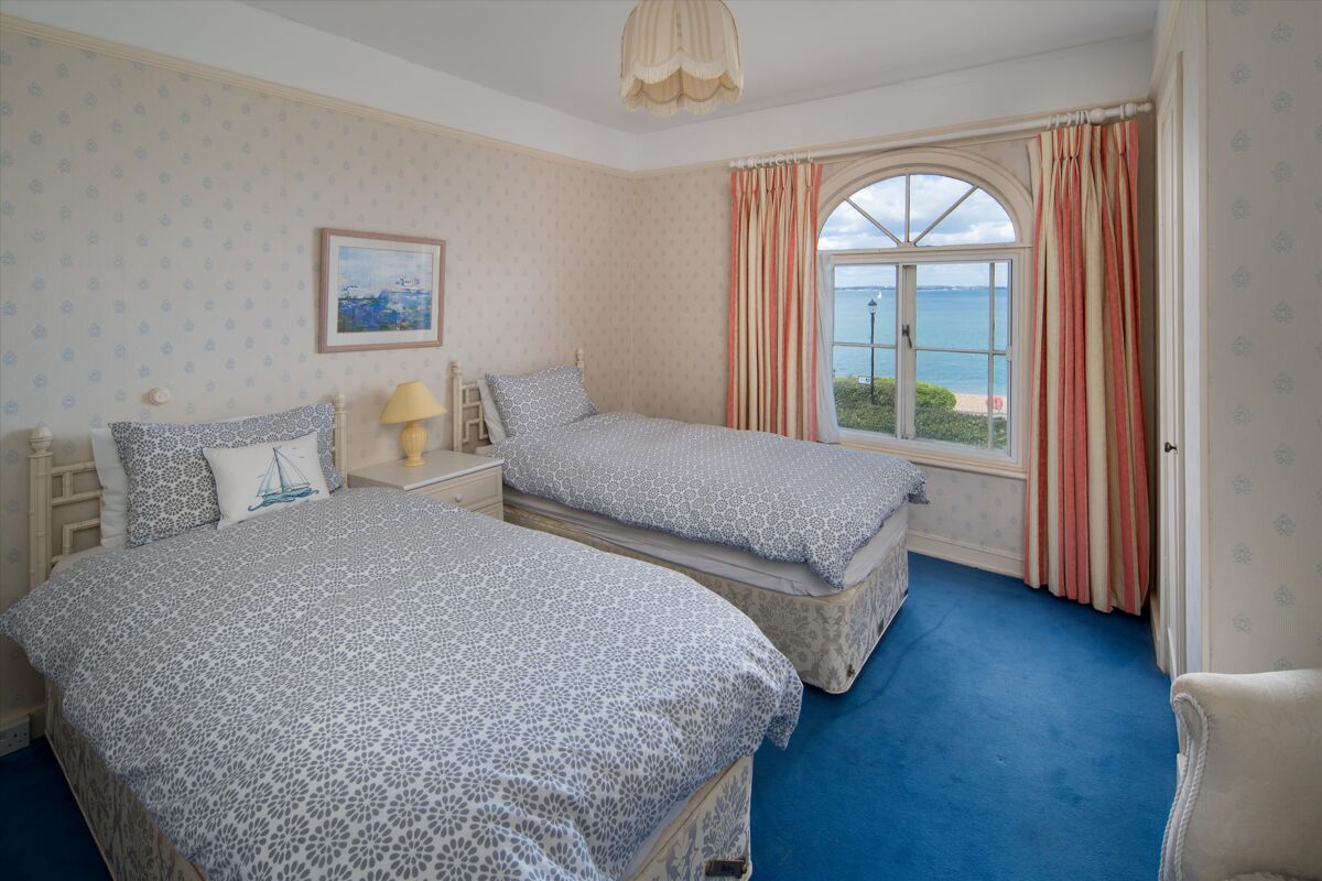 house for sale in Queens Road, Cowes, Isle of Wight, PO31, Lymington, SO41 LYM012218141