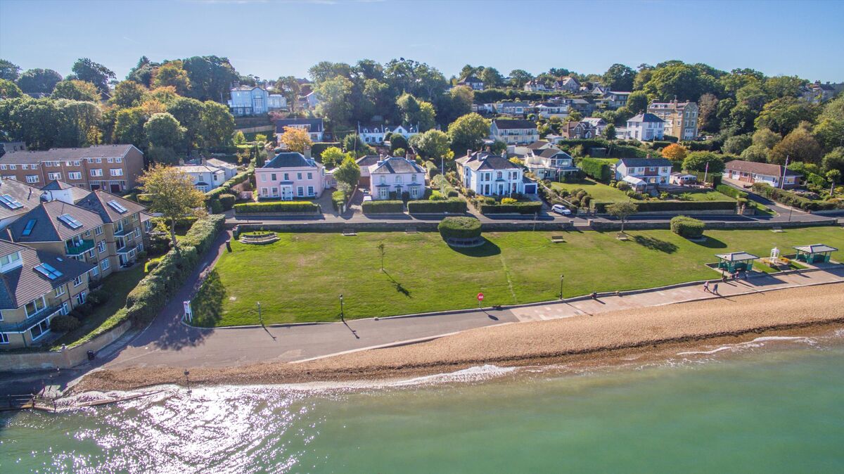 house for sale in Queens Road, Cowes, Isle of Wight, PO31, Lymington