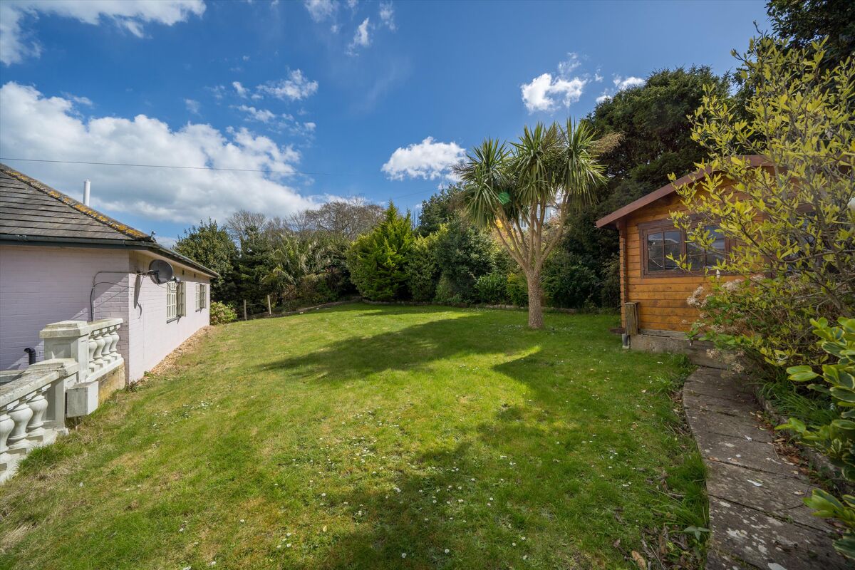 house for sale in Queens Road, Cowes, Isle of Wight, PO31, Lymington